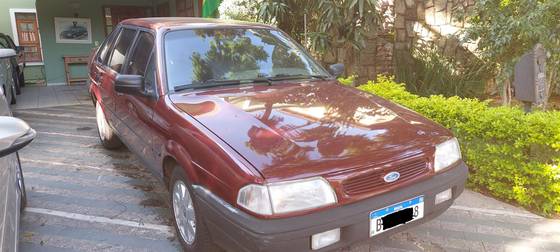 FORD VERSAILLES 2.0 GL 8V GASOLINA 4P MANUAL